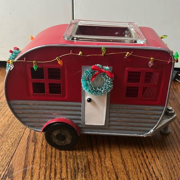 Scentsy Christmas Camper Warmer - Picture 1 of 8